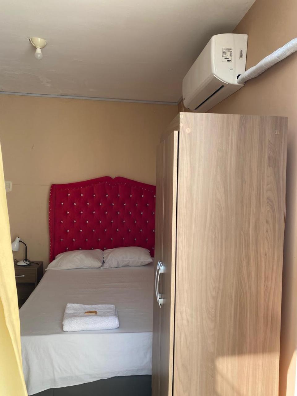 Hotel Hoskins Talara Habitaciones Con Aire Acondicionado Cerca Al Centro Refineria Y Plaza Vea Ngoại thất bức ảnh
