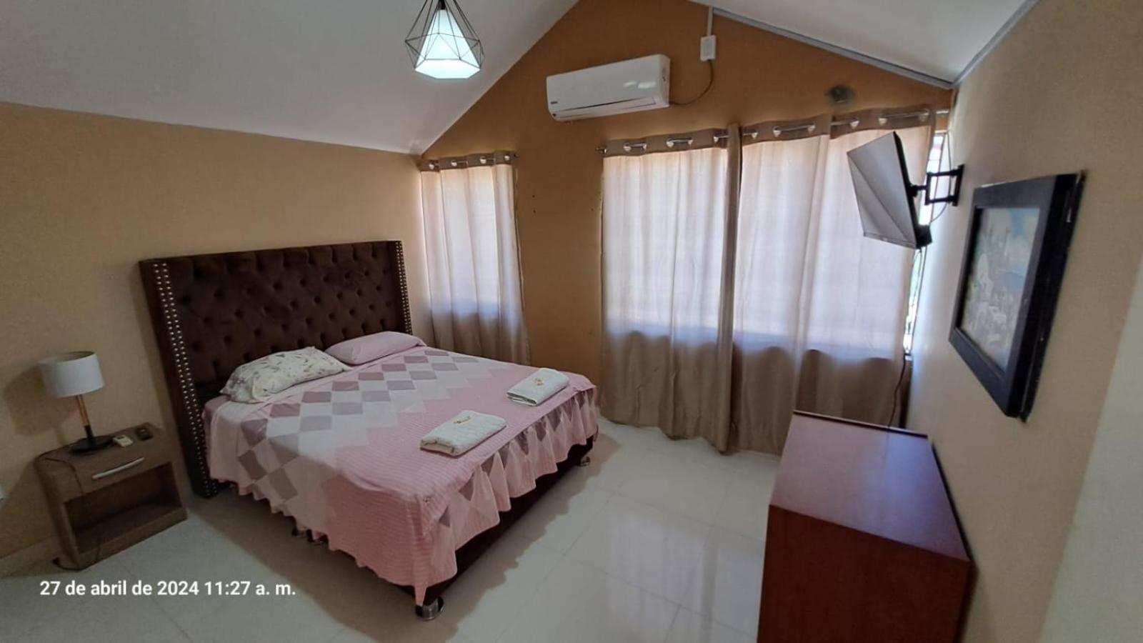 Hotel Hoskins Talara Habitaciones Con Aire Acondicionado Cerca Al Centro Refineria Y Plaza Vea Ngoại thất bức ảnh