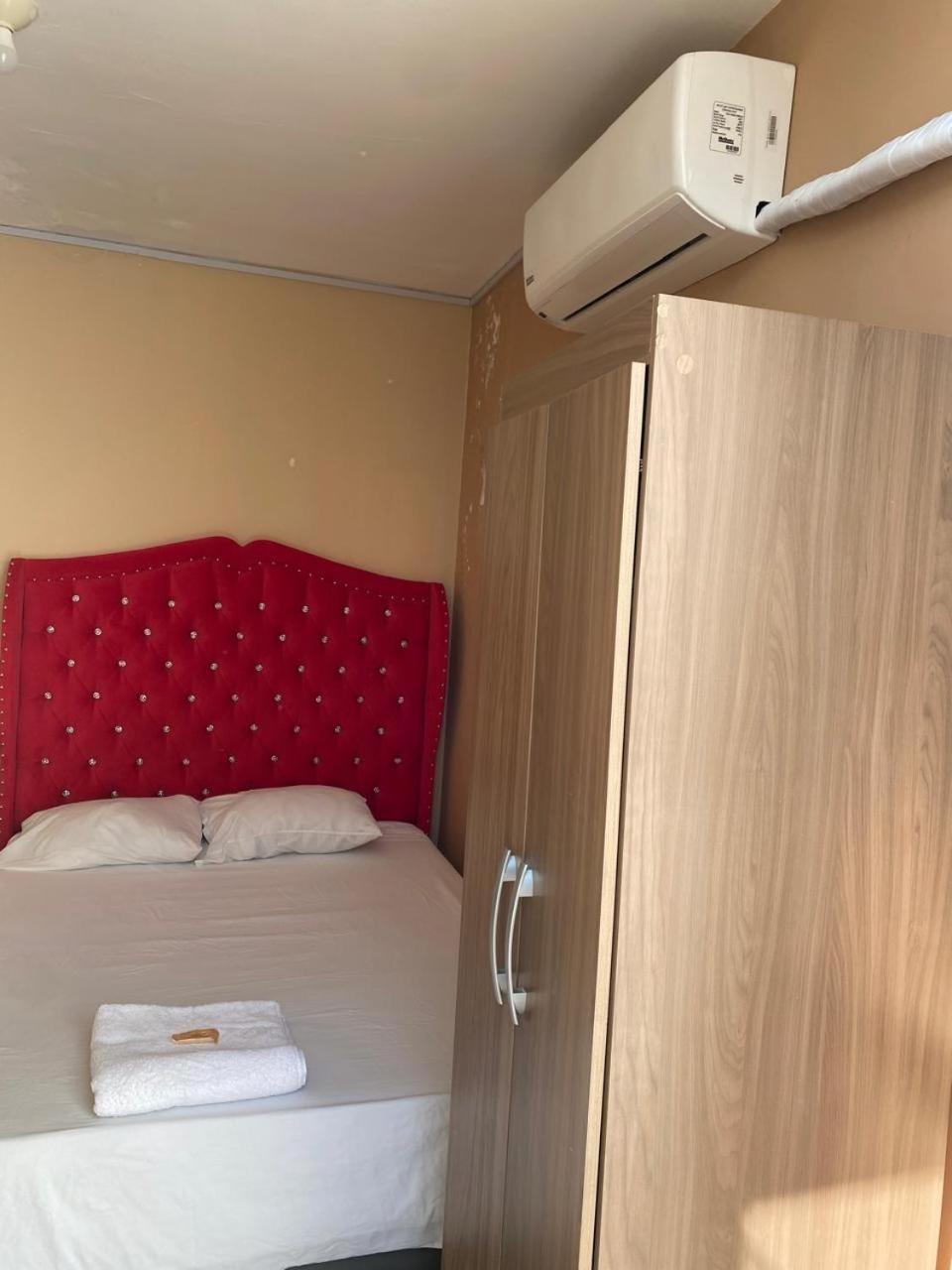 Hotel Hoskins Talara Habitaciones Con Aire Acondicionado Cerca Al Centro Refineria Y Plaza Vea Ngoại thất bức ảnh